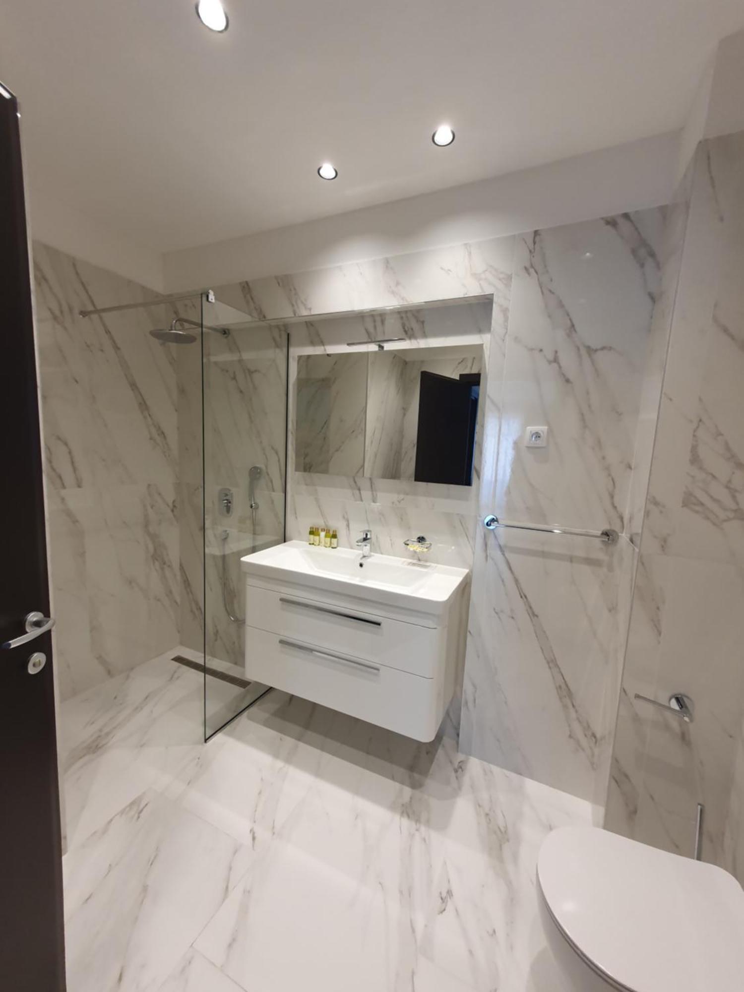 Prestige Central Apartments - Rafailovici Budva Room photo